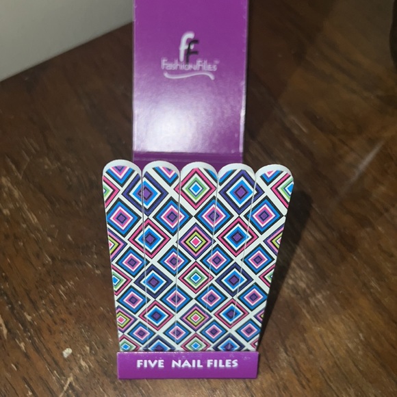 NWT Cute Fashion Nail File Set bundle of 5 Paper nail files - Picture 1 of 4
